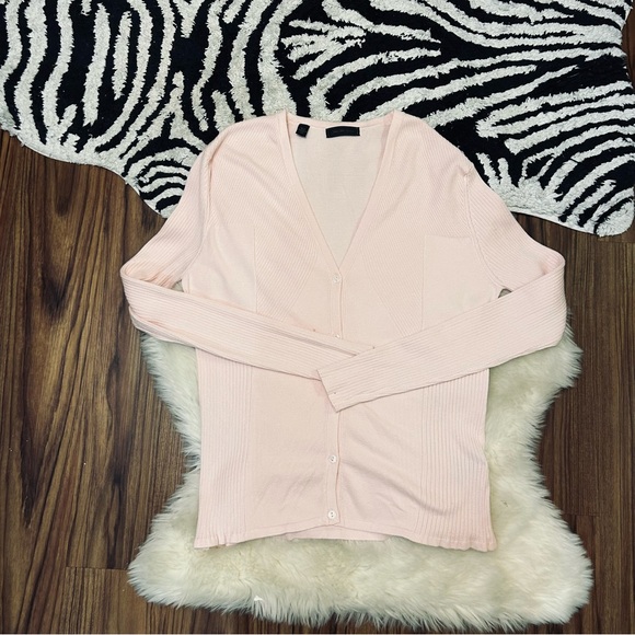 Saks Fifth Avenue Soft Girl Pink Cardigan Sweater Size Large Lots of Stretch - Picture 5 of 6
